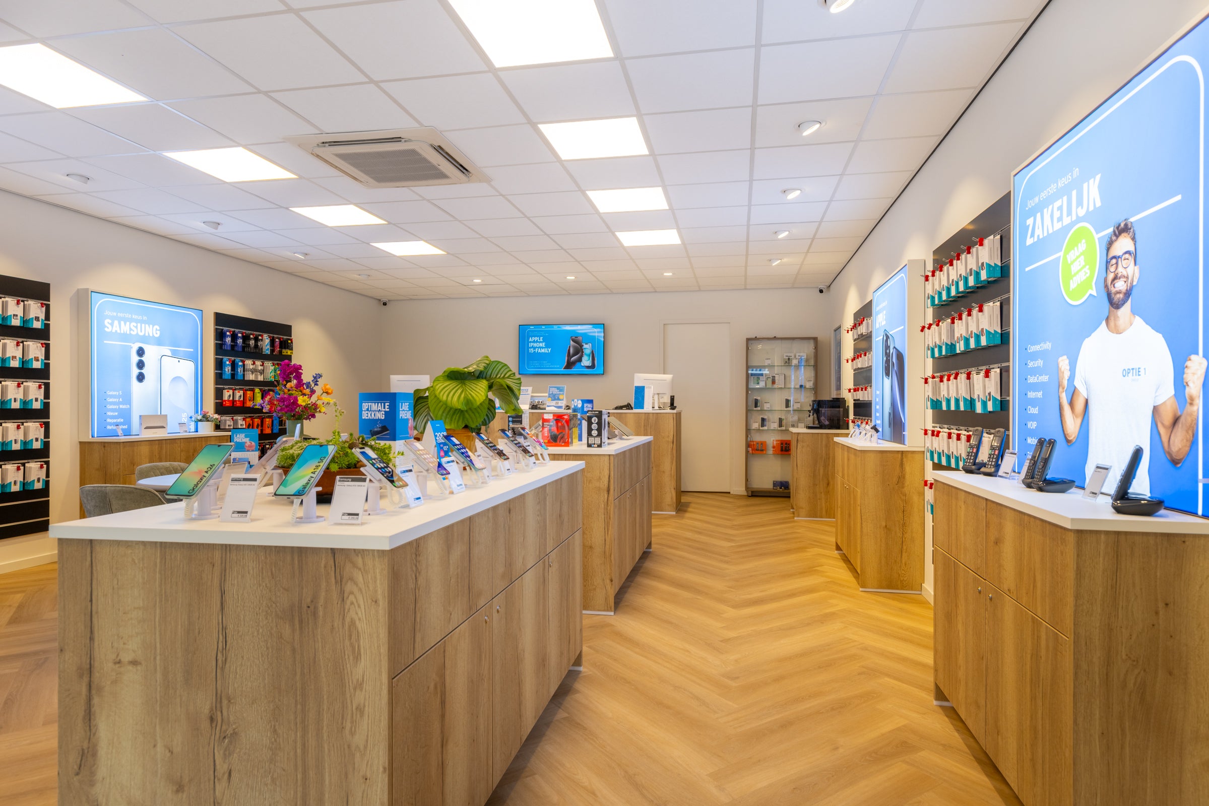 archiefkast, interieurdecoratie, moderne meubels, hoekkast, werkbank met lades, werktafel met kasten, toonbank