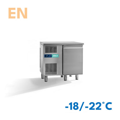 Vrieswerkbank | 1 deurs EN | standaard werkblad | stekkerklaar - Stainless steel single-door commercial freezer with standard worktop and ventilation grille on left side.