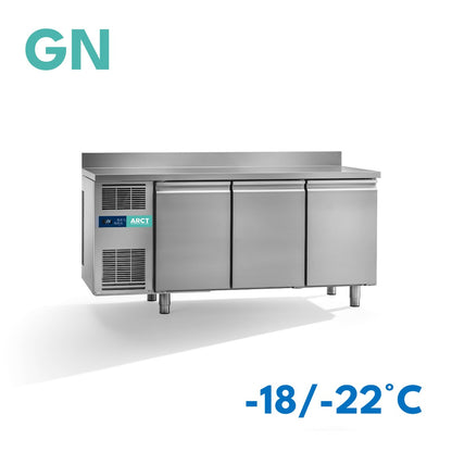 Vrieswerkbank | 3 deurs GN | werkblad met opstaande rand | stekkerklaar