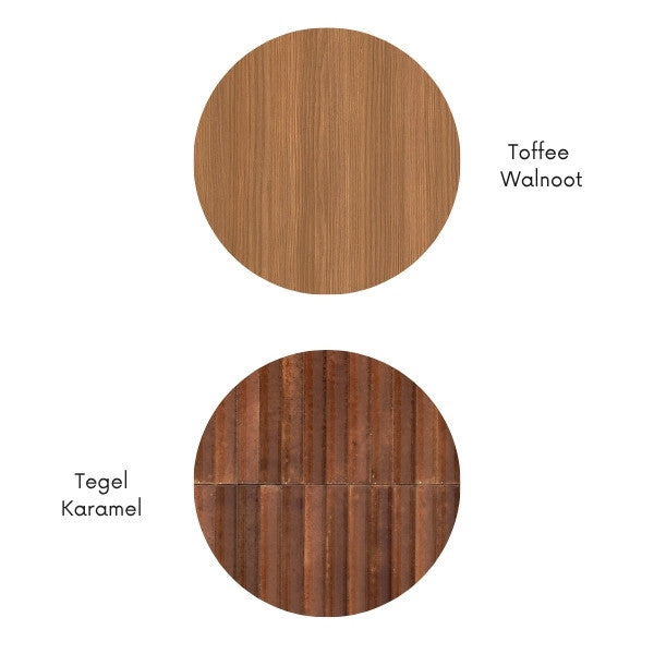 Materiaalcombinatie met toffee walnoot houtlook en Karamel keramische tegellook, weergegeven als ronde kleurstalen.