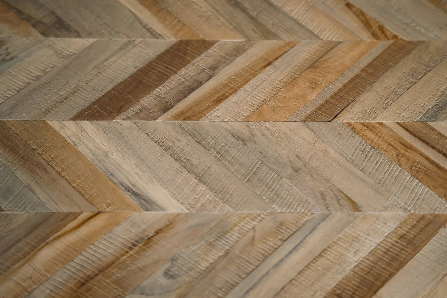 Hout materiaal van de Bazar Bizar The Herringbone Bank