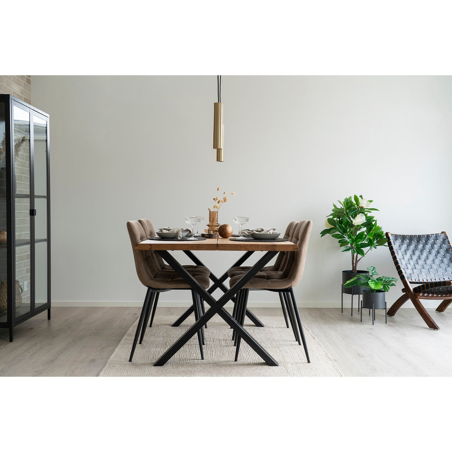 House Nordic Toulon Eettafel