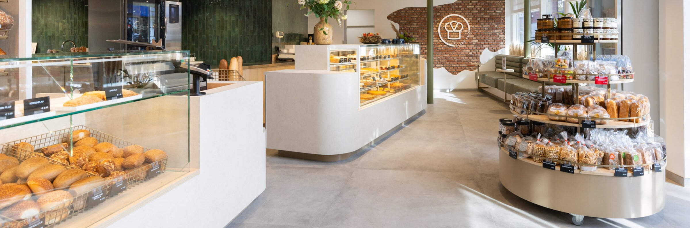 PEACK toonbanken en presentatiemeubels bij Bakkerij Vedder